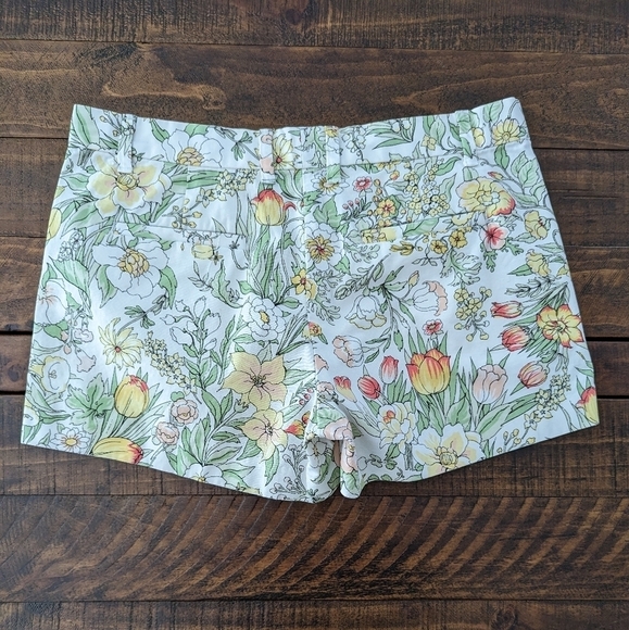Gap Khakis Floral Summer Shorts 2 White Multicolor flowers - Picture 2 of 11